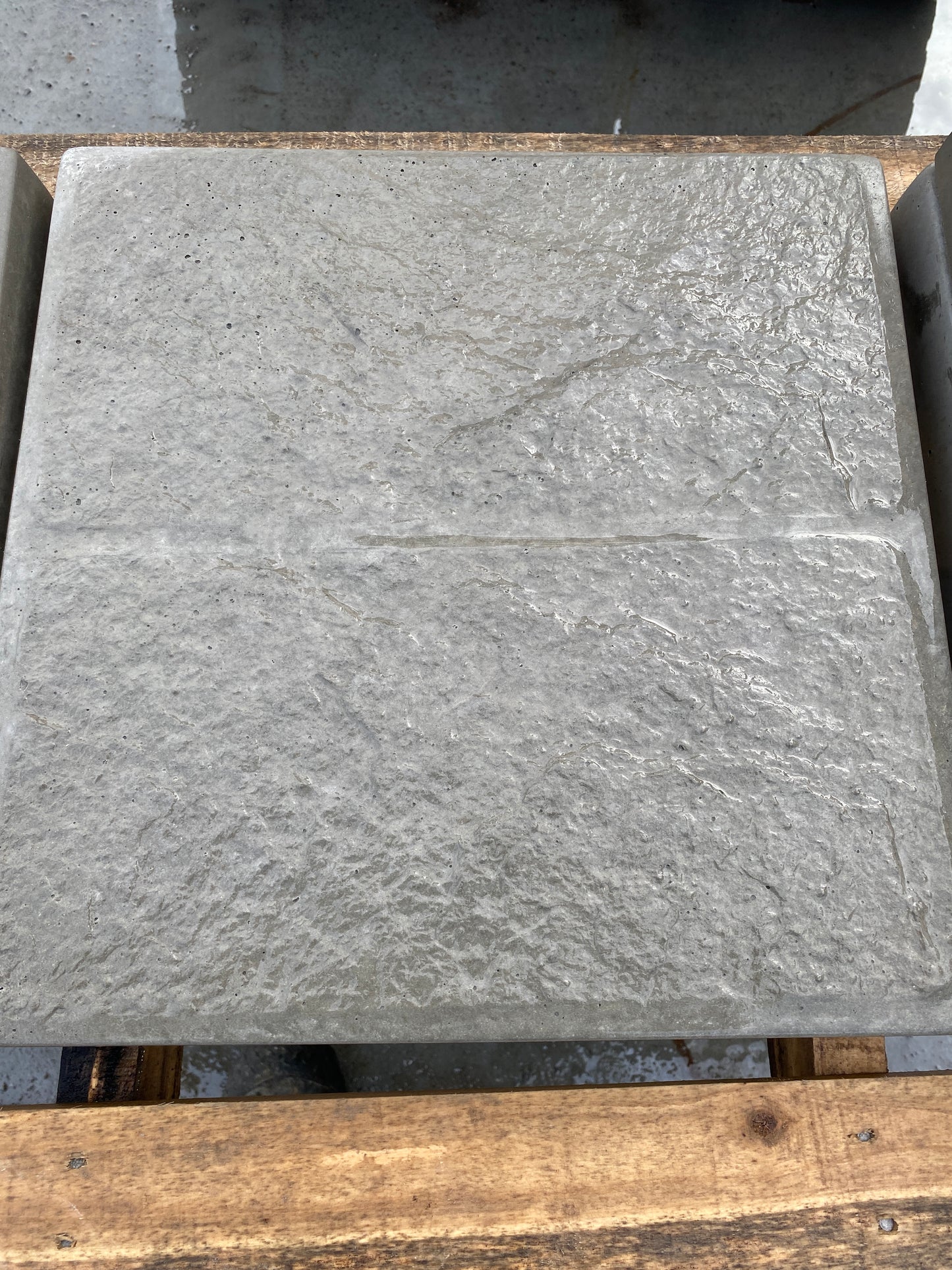 Unique Split Stone Concrete Pavers